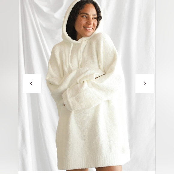 Sunday Citizen Snug Blanket Hoodie Off White One Size - Picture 1 of 14